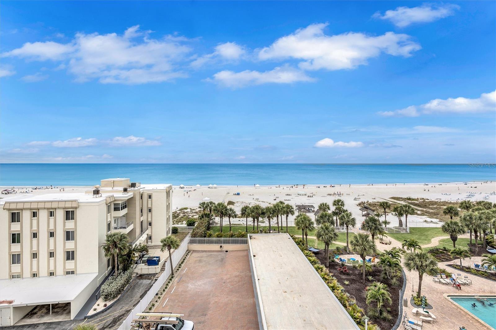 Image 14 of 80 For 6140 Midnight Pass Road 501