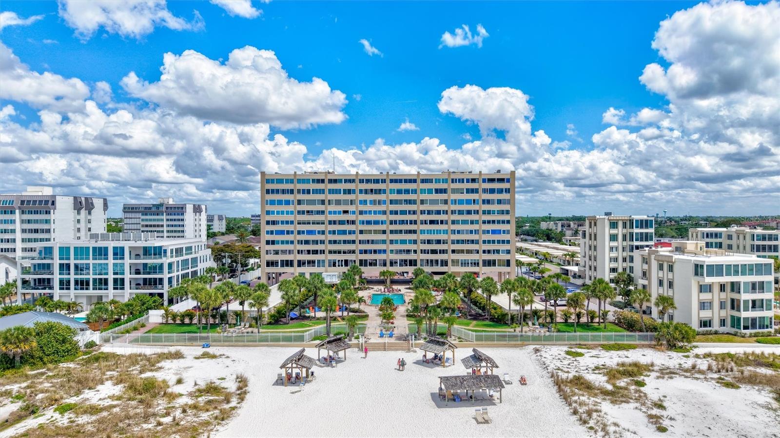 Image 3 of 80 For 6140 Midnight Pass Road 501