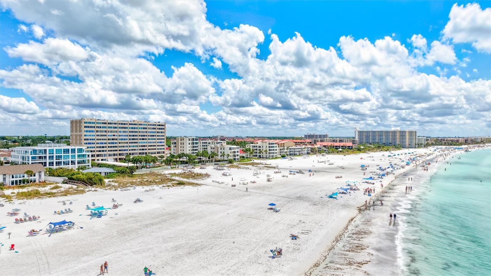 Image 61 of 80 For 6140 Midnight Pass Road 501