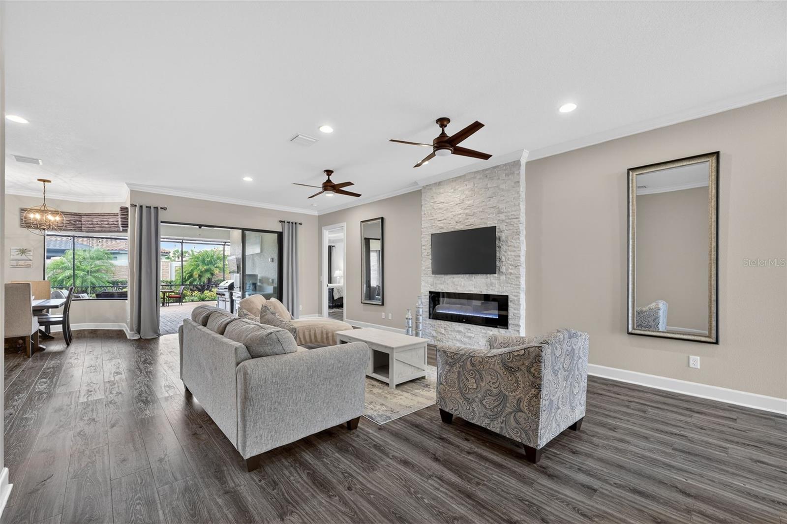 Image 11 of 94 For 5010 Tivoli Run