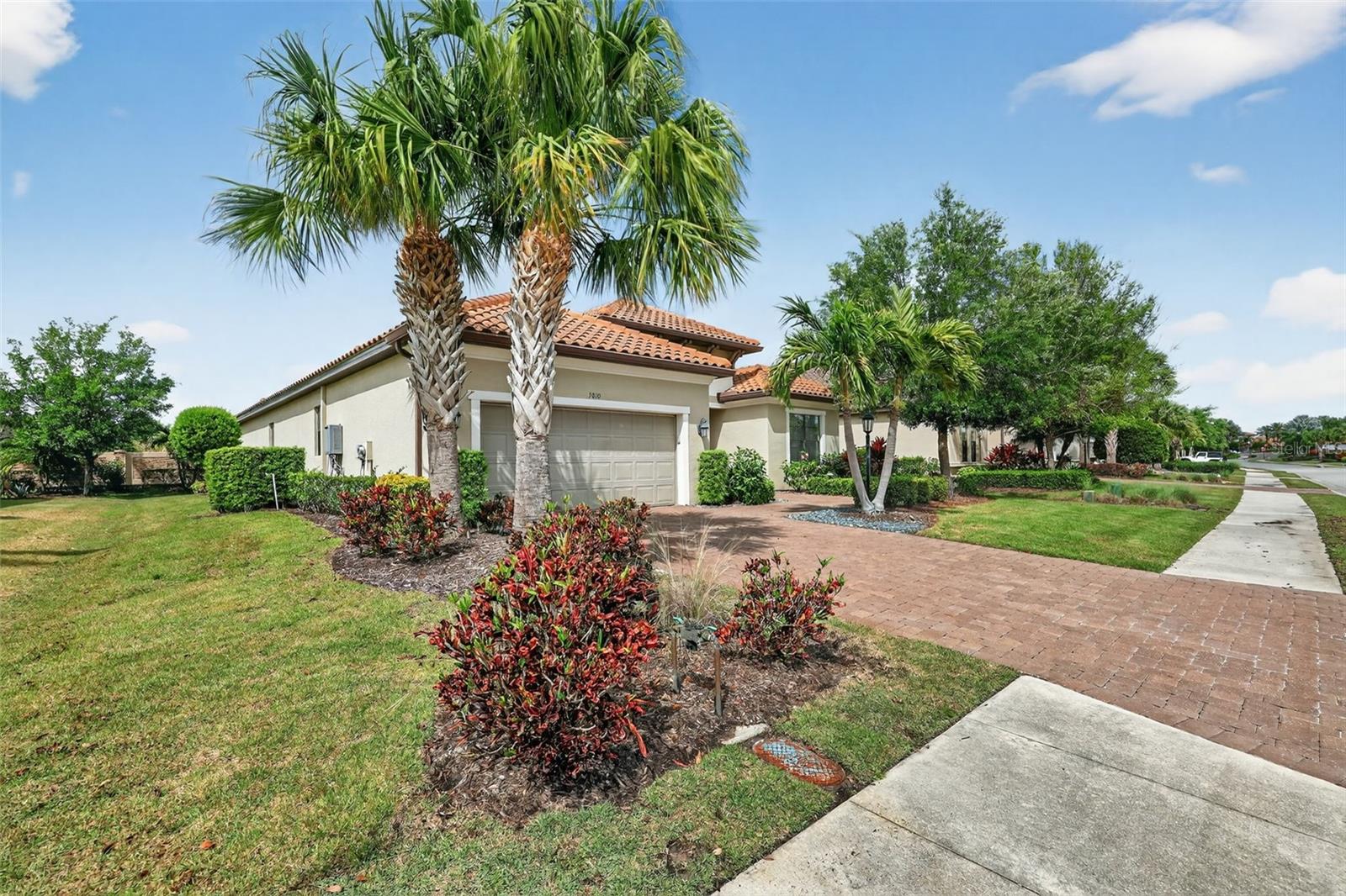 Image 44 of 94 For 5010 Tivoli Run