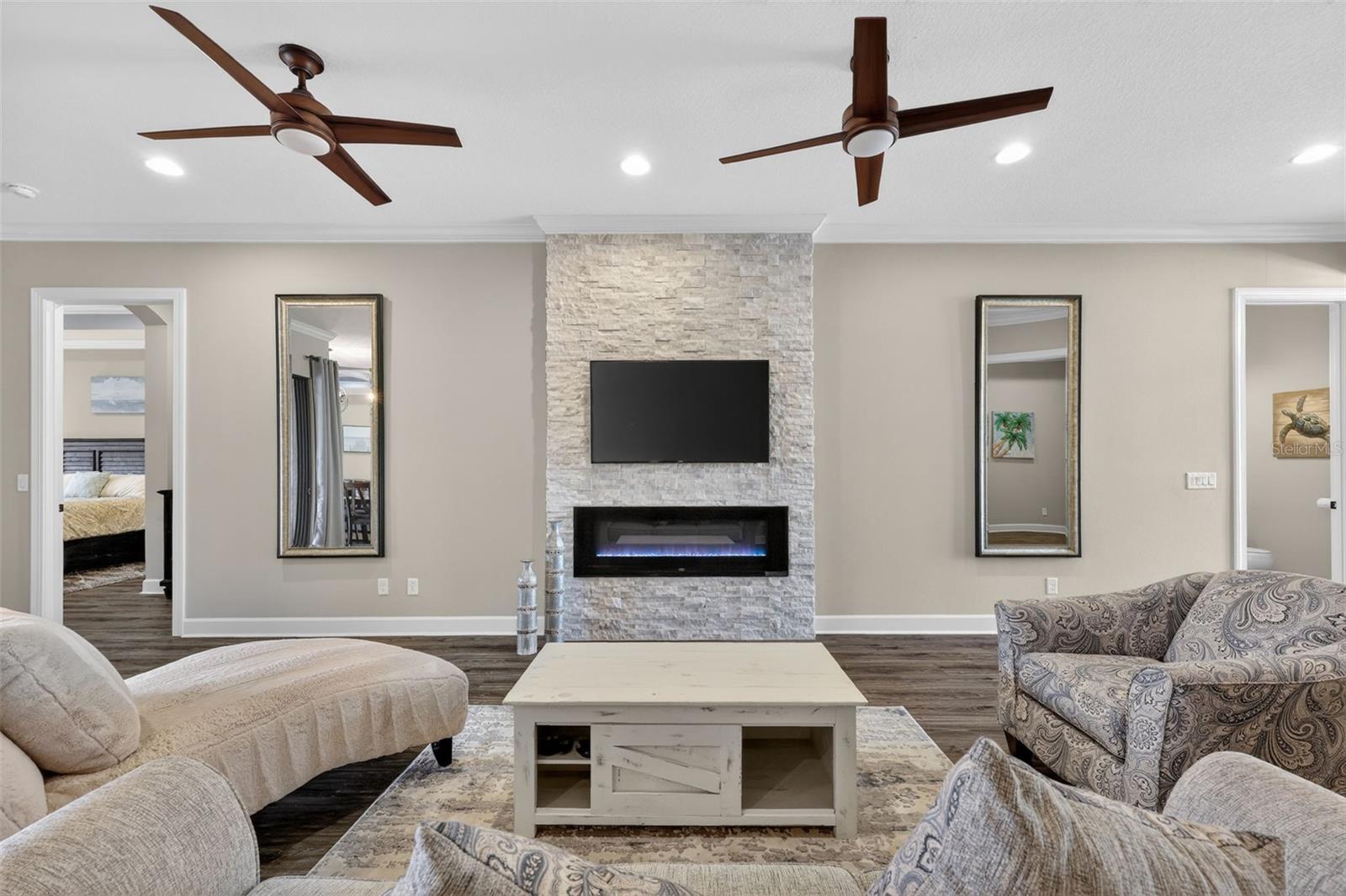 Image 8 of 94 For 5010 Tivoli Run