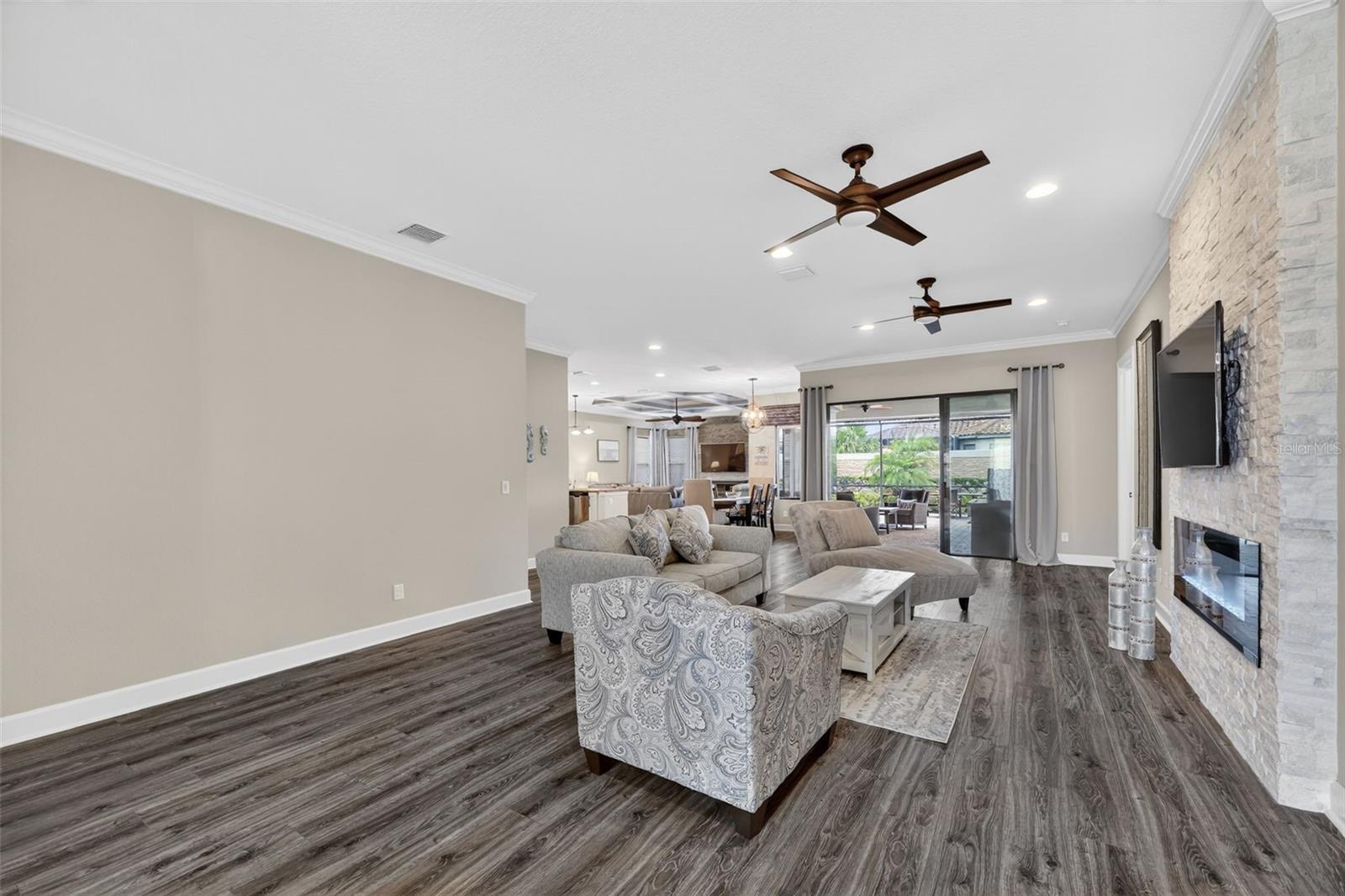 Image 9 of 94 For 5010 Tivoli Run