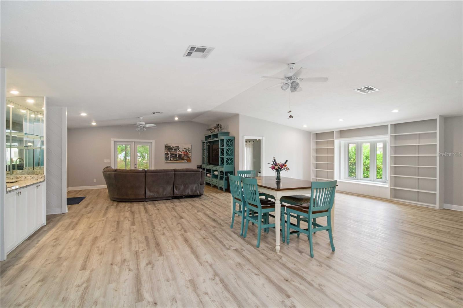 Image 10 of 55 For 907 69th Street Nw