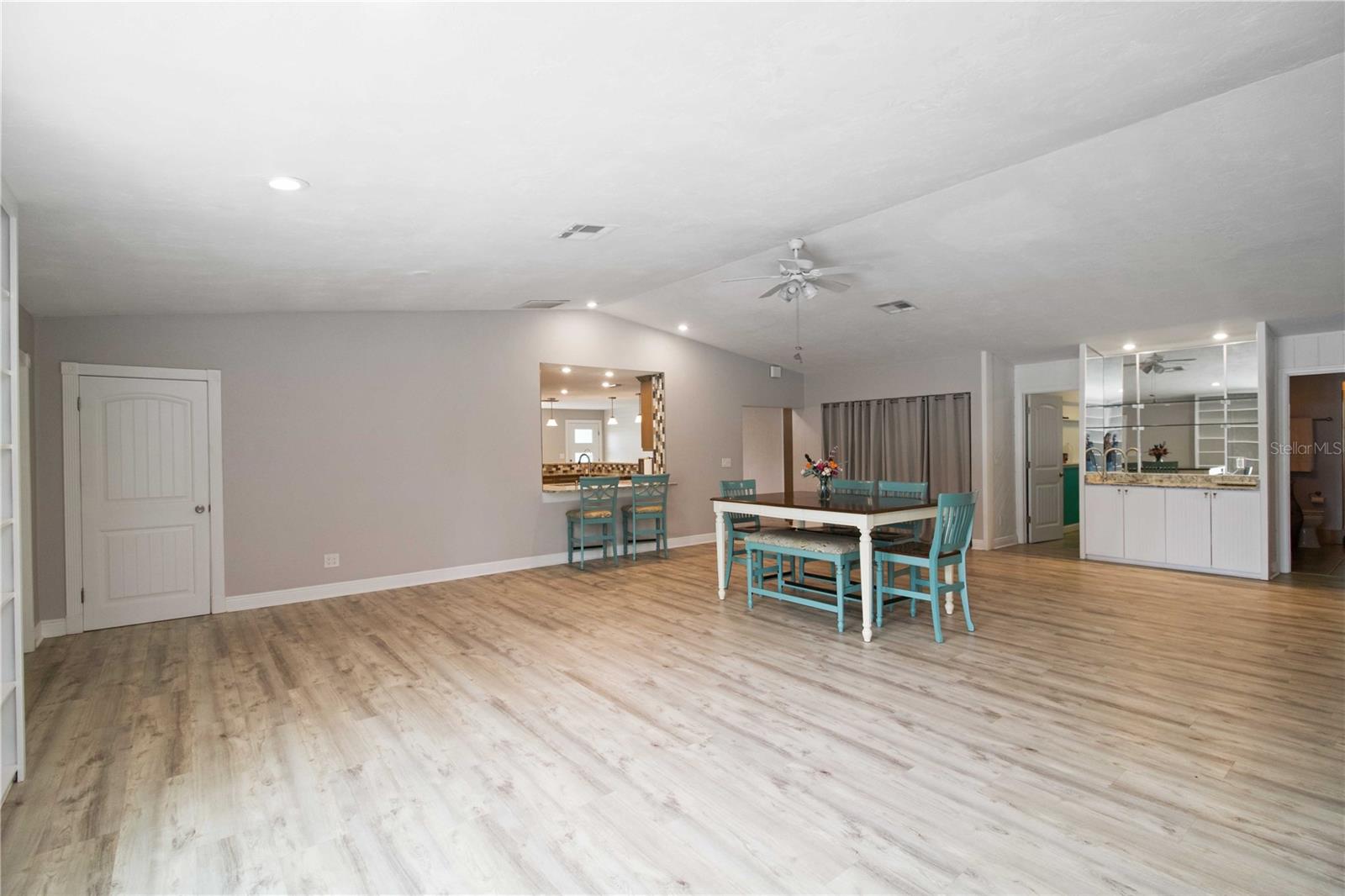 Image 14 of 55 For 907 69th Street Nw