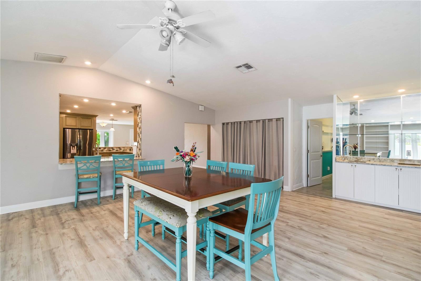 Image 15 of 55 For 907 69th Street Nw