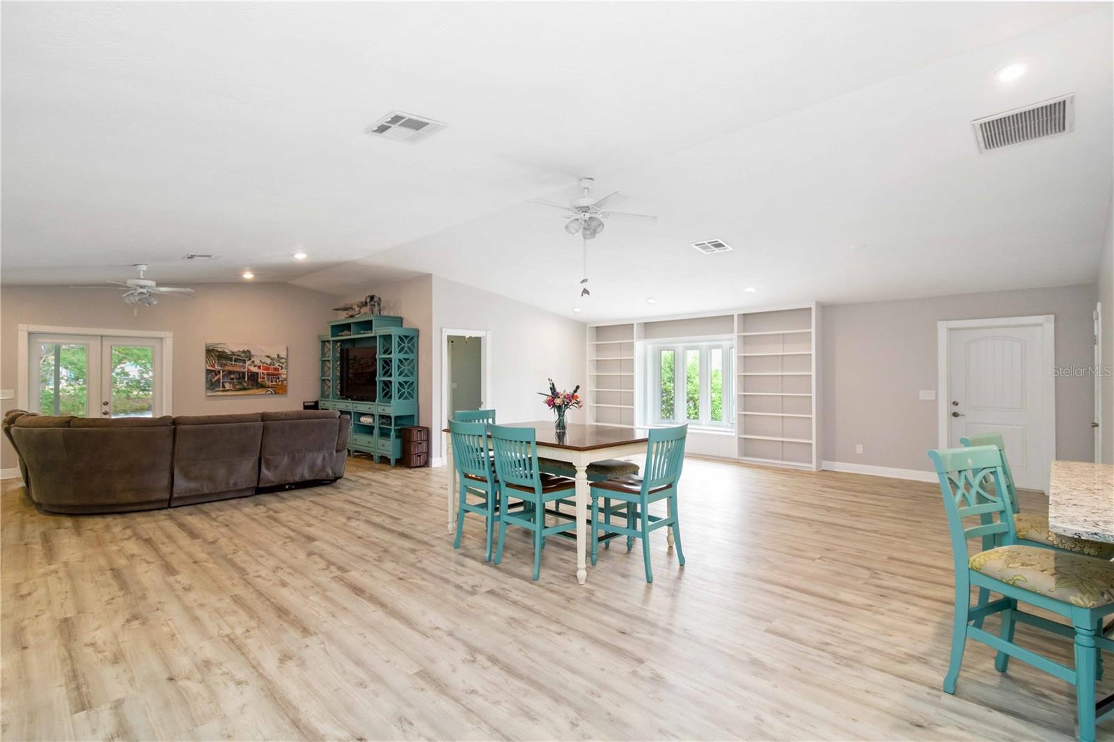 Image 9 of 55 For 907 69th Street Nw