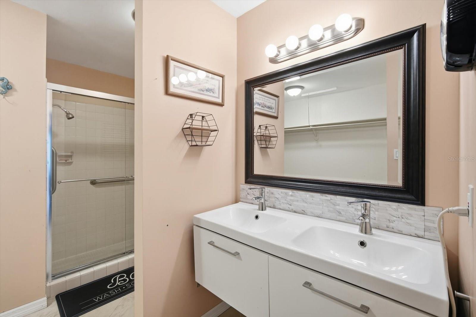 Image 17 of 32 For 169 Pinehurst Drive 169