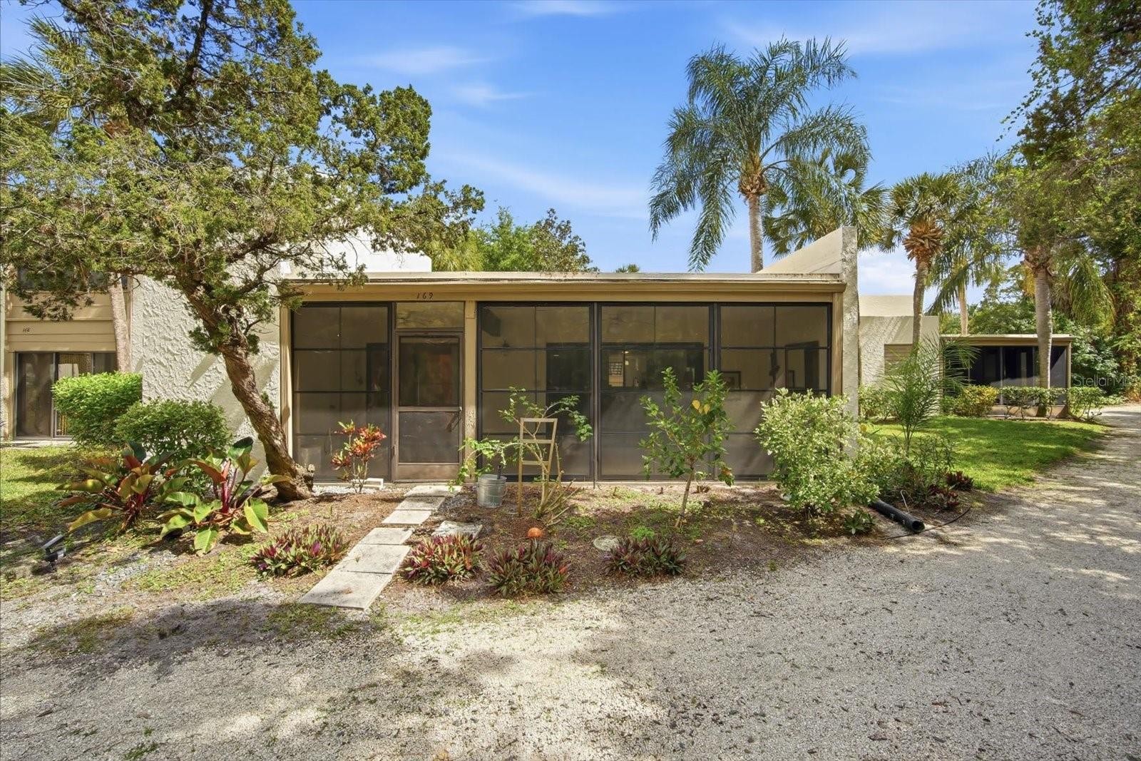 Image 22 of 32 For 169 Pinehurst Drive 169