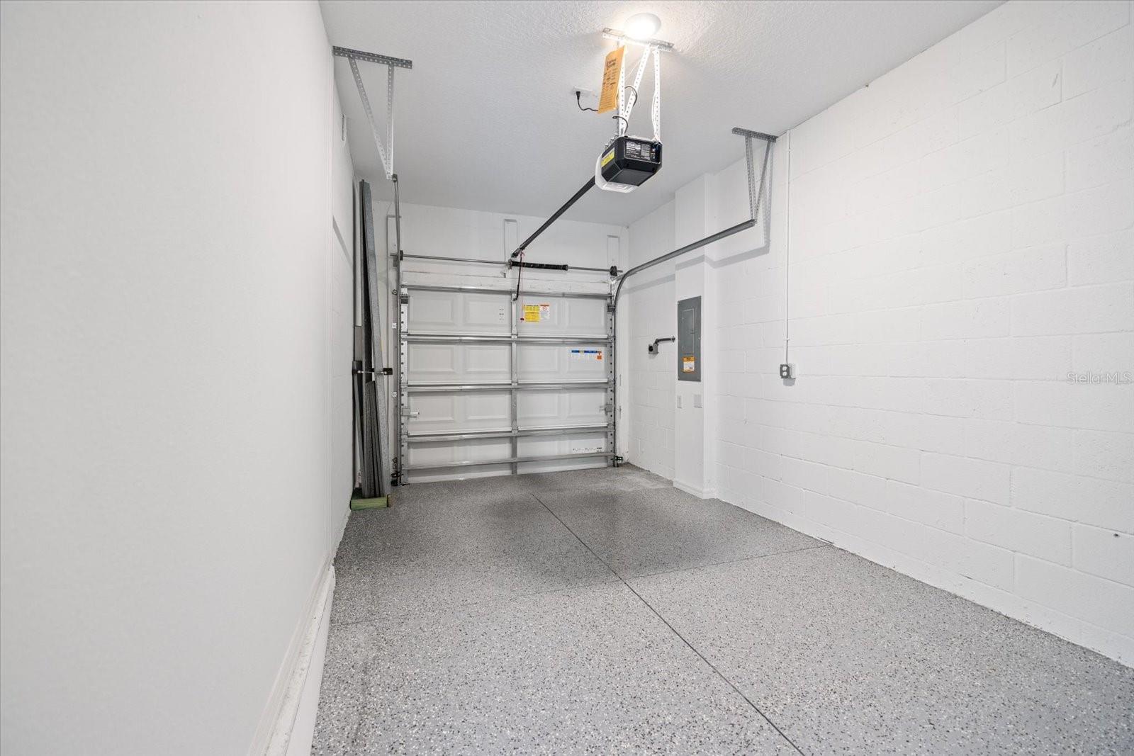 Image 26 of 50 For 5755 Archipelago Street