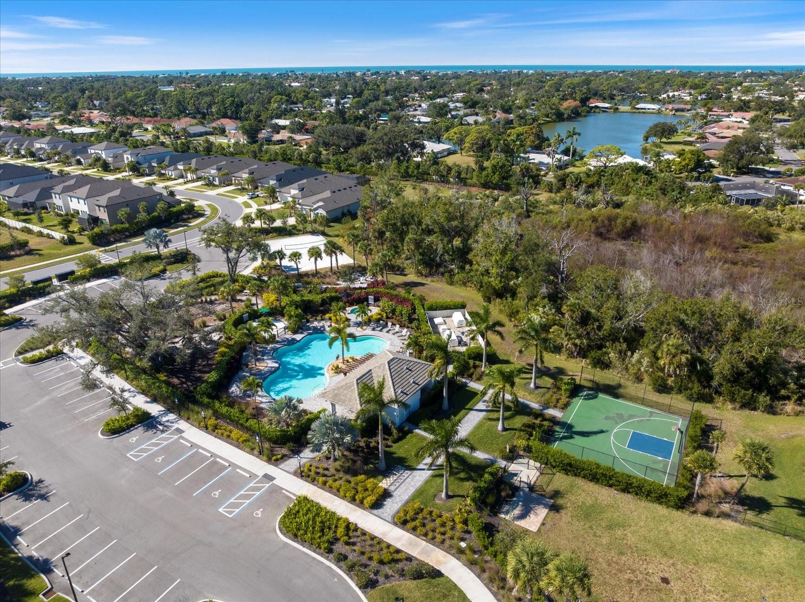 Image 31 of 50 For 5755 Archipelago Street