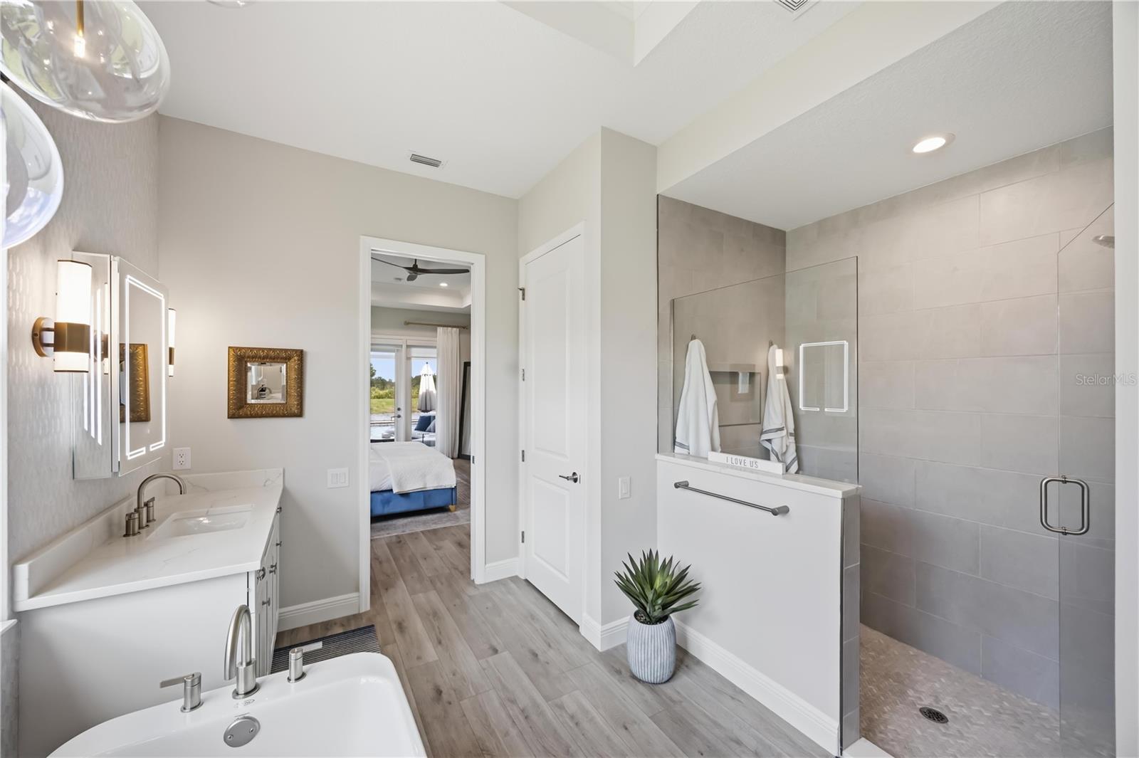 Image 21 of 61 For 18045 Home Run Drive