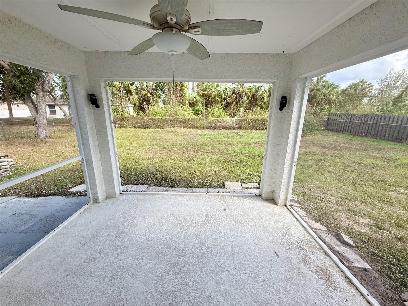 Image 17 of 19 For 1626 Cranberry Boulevard