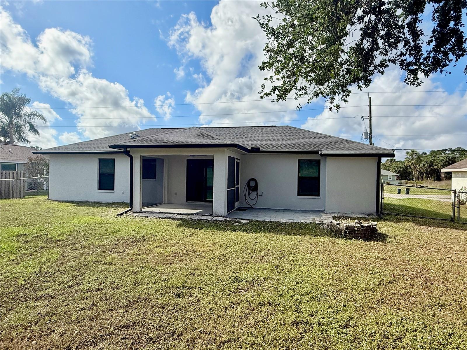 Image 18 of 19 For 1626 Cranberry Boulevard