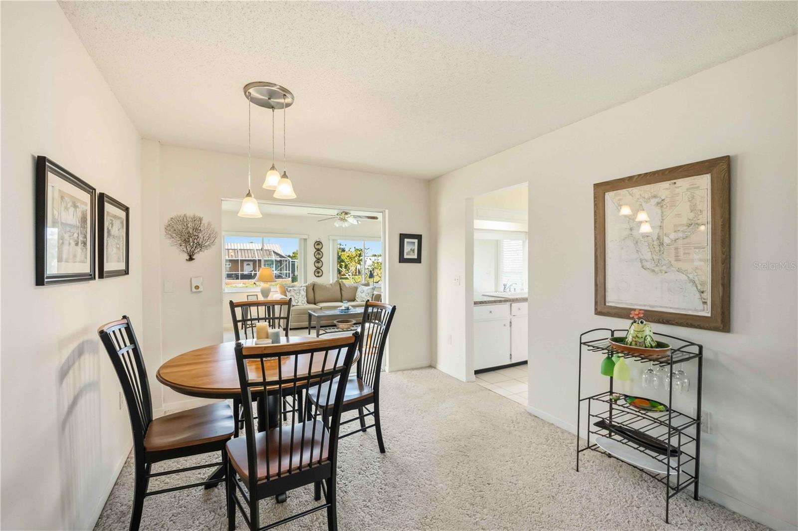 Image 12 of 60 For 886 4th Street