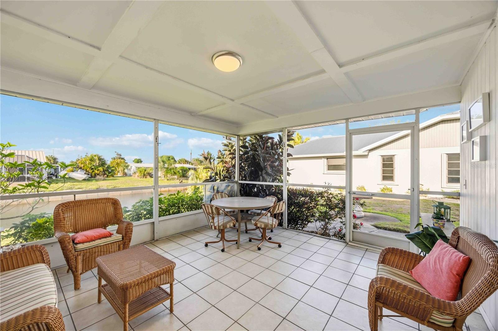 Image 20 of 60 For 886 4th Street