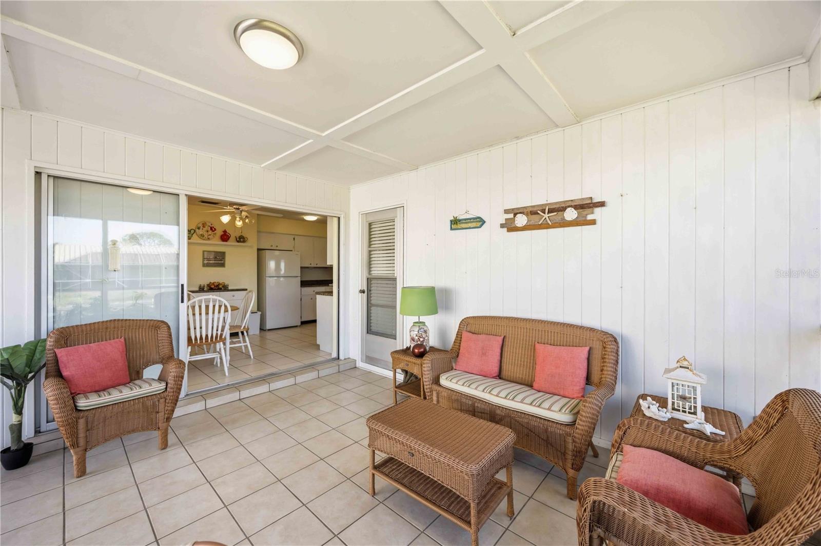 Image 22 of 60 For 886 4th Street