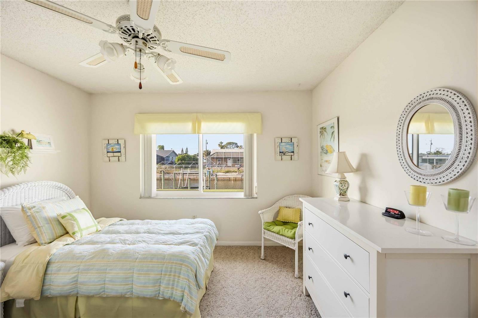 Image 29 of 60 For 886 4th Street