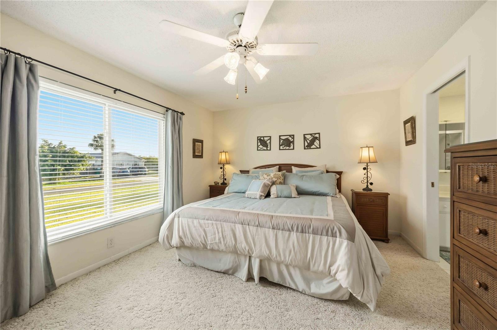 Image 34 of 60 For 886 4th Street