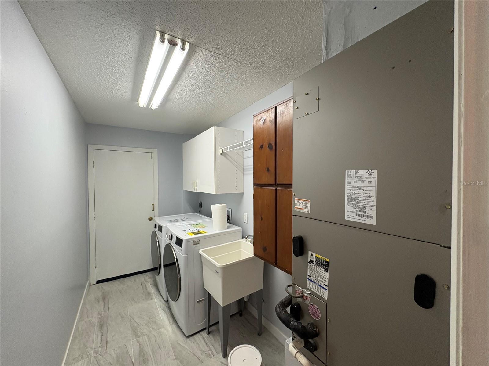 Image 13 of 22 For 6522 Samoa Drive