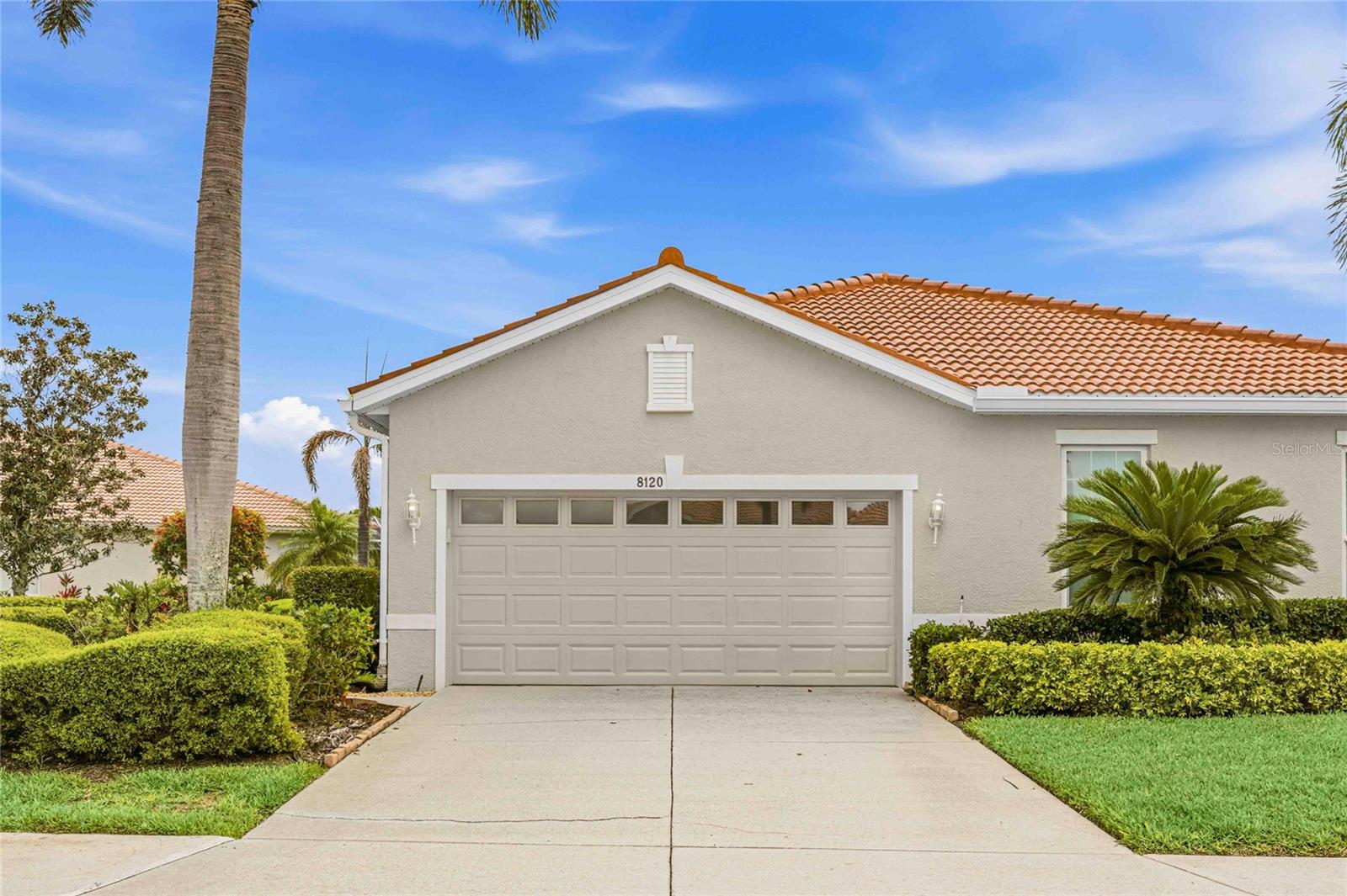 Image 11 of 47 For 8120 Victoria Falls Circle