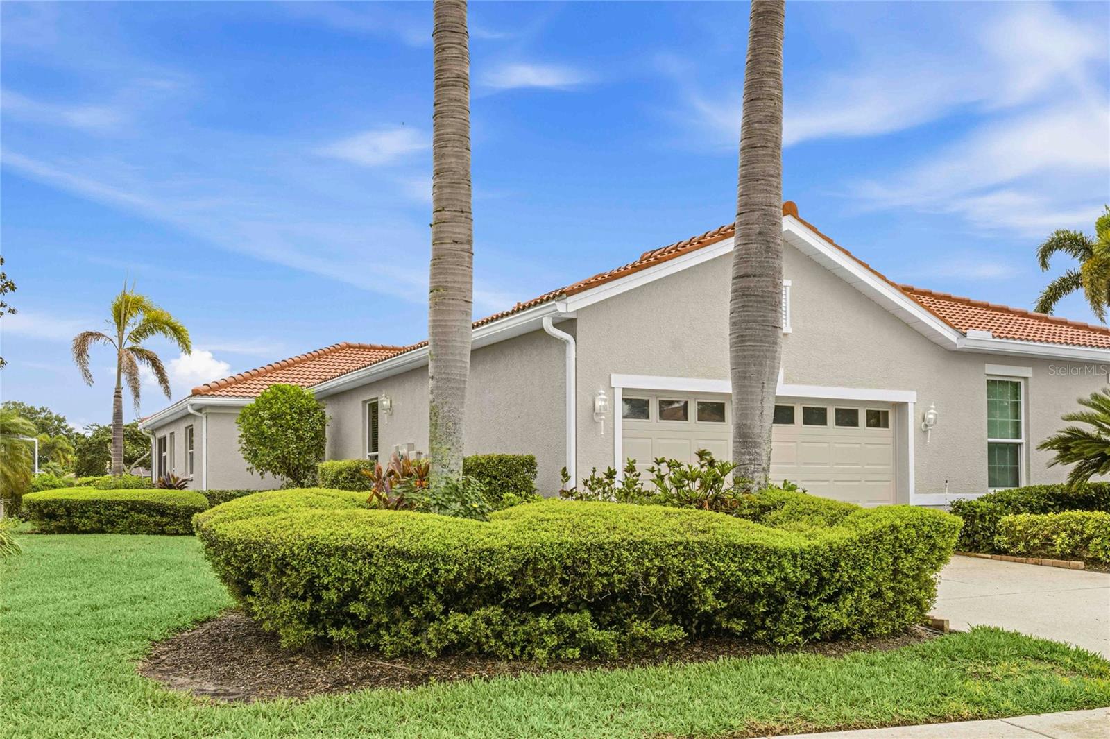 Image 12 of 47 For 8120 Victoria Falls Circle