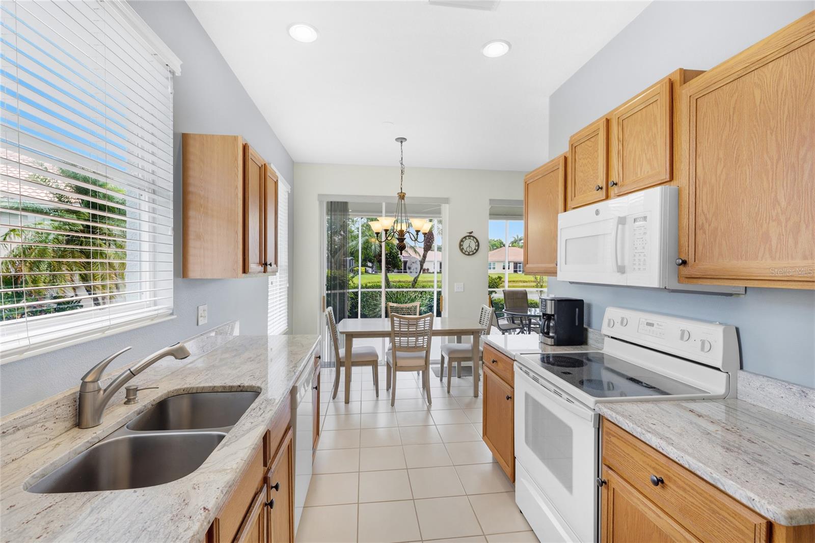 Image 21 of 47 For 8120 Victoria Falls Circle