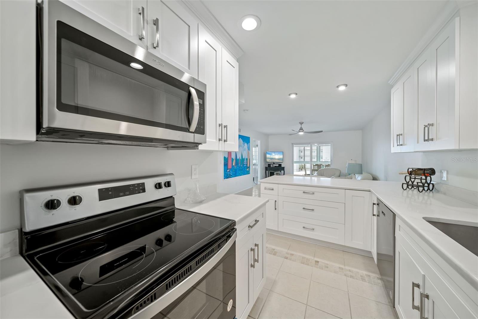 Image 8 of 53 For 200 The Esplanade N C14