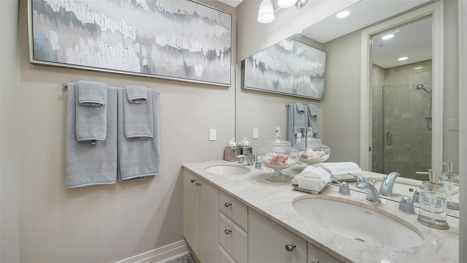 Image 21 of 56 For 235 Cocoanut Avenue 106-b