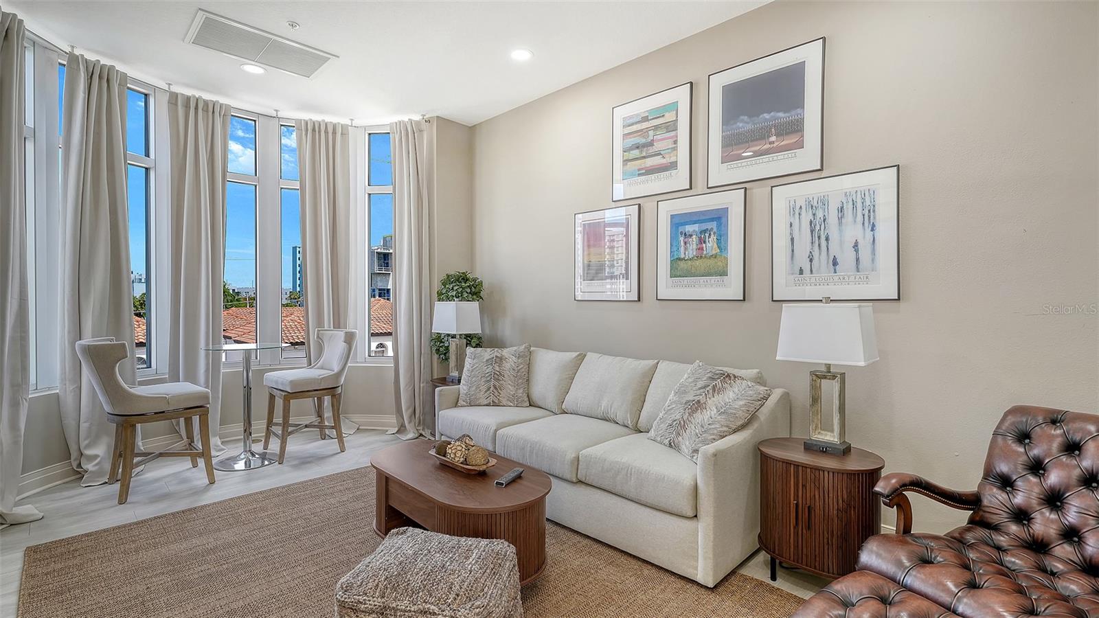 Image 29 of 56 For 235 Cocoanut Avenue 106-b