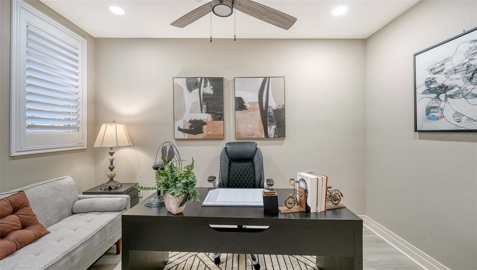 Image 35 of 56 For 235 Cocoanut Avenue 106-b