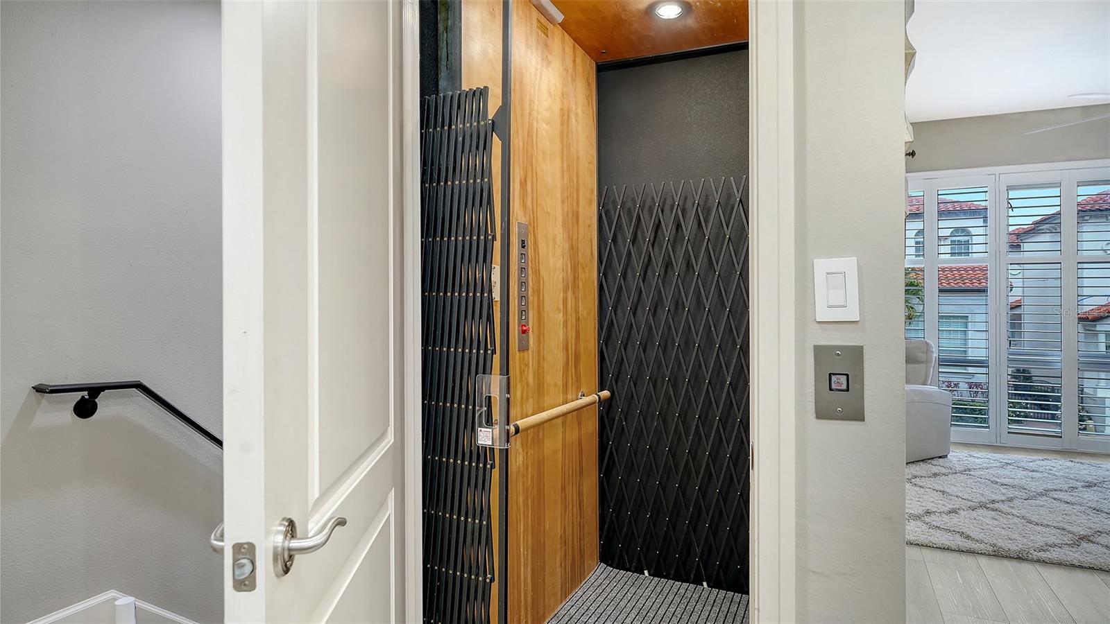 Image 37 of 56 For 235 Cocoanut Avenue 106-b