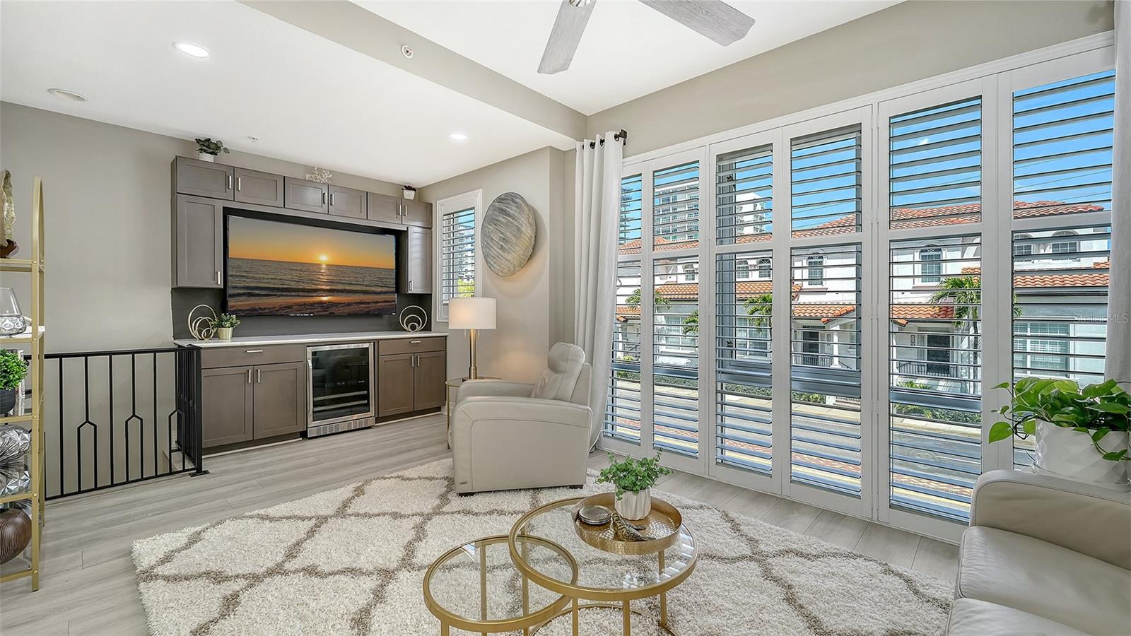 Image 6 of 56 For 235 Cocoanut Avenue 106-b