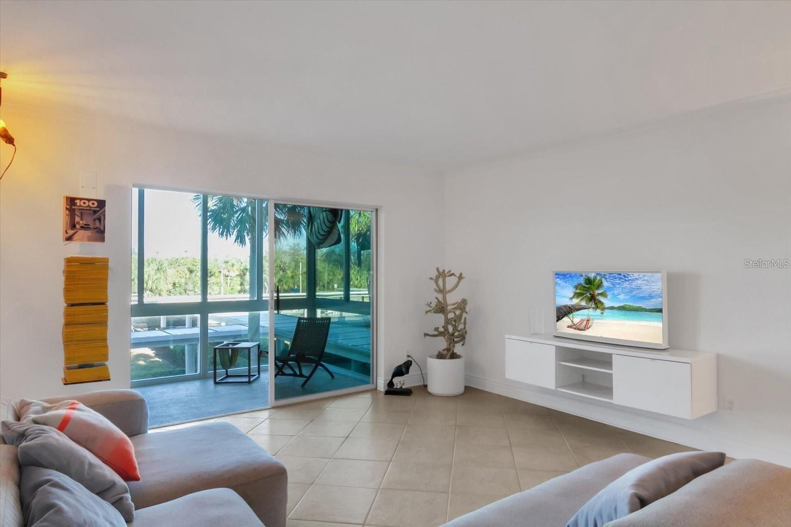 Image 18 of 22 For 2100 Benjamin Franklin Drive 203