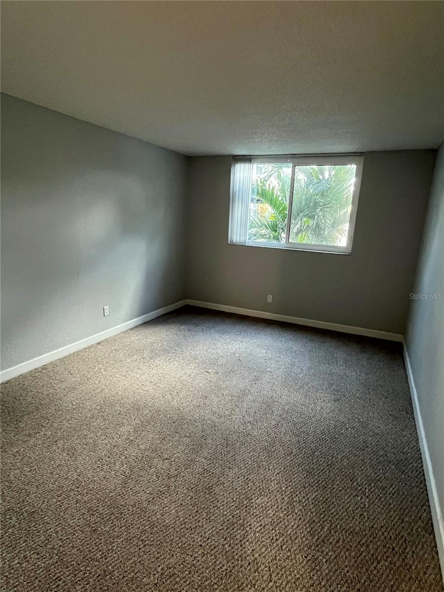 Image 6 of 25 For 2650 Coconut Bay Ln Lane 518 (1i)