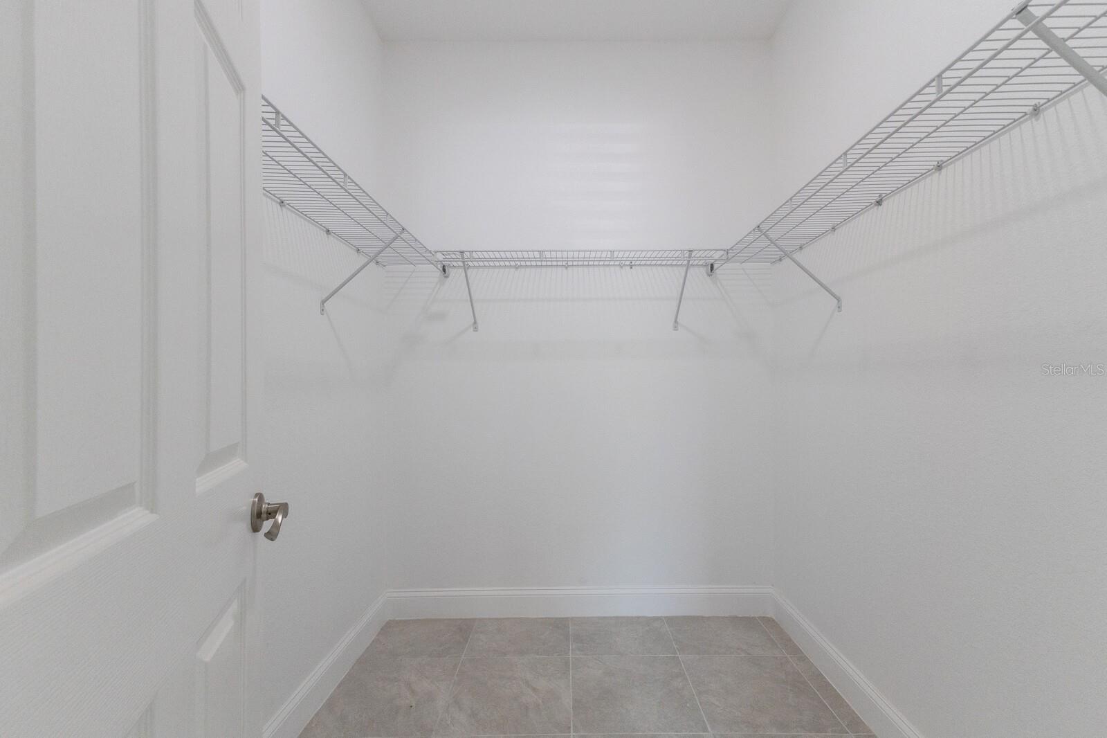 Image 13 of 19 For 520 12th Avenue W