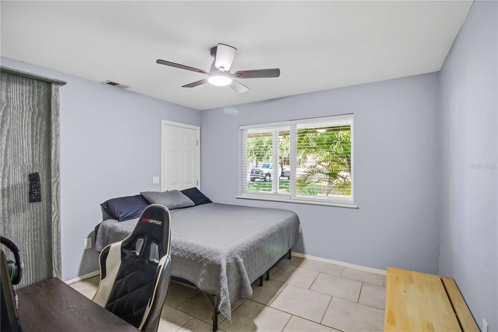 Image 15 of 36 For 7804 54th Court E