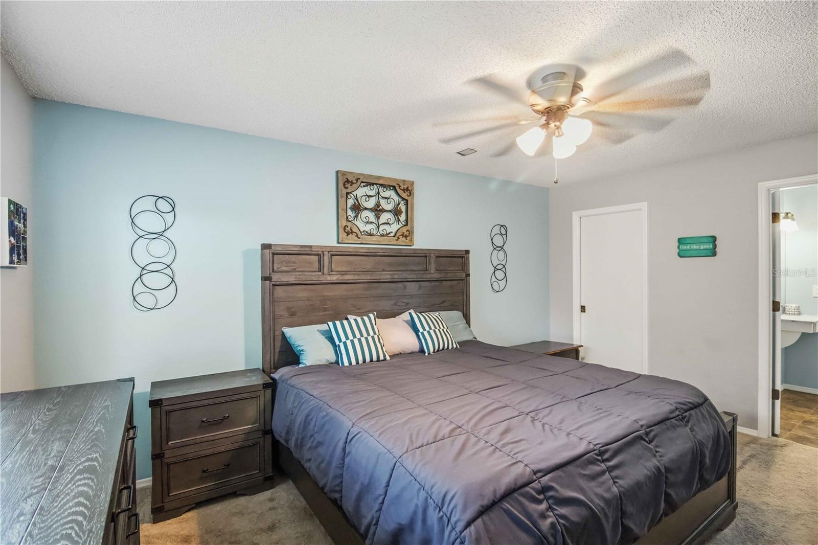 Image 19 of 36 For 7804 54th Court E