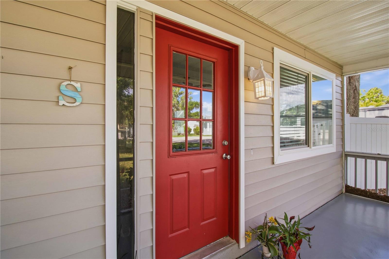 Image 5 of 36 For 7804 54th Court E