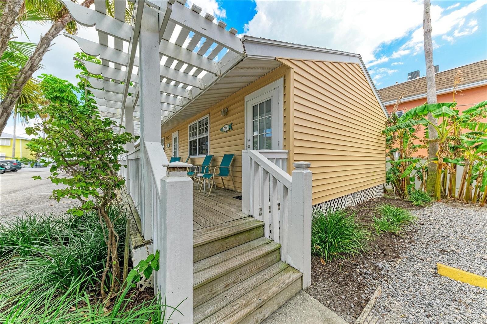 Image 2 of 40 For 1603 Gulf Dr N  26