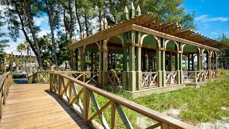 Image 37 of 40 For 1603 Gulf Dr N  26