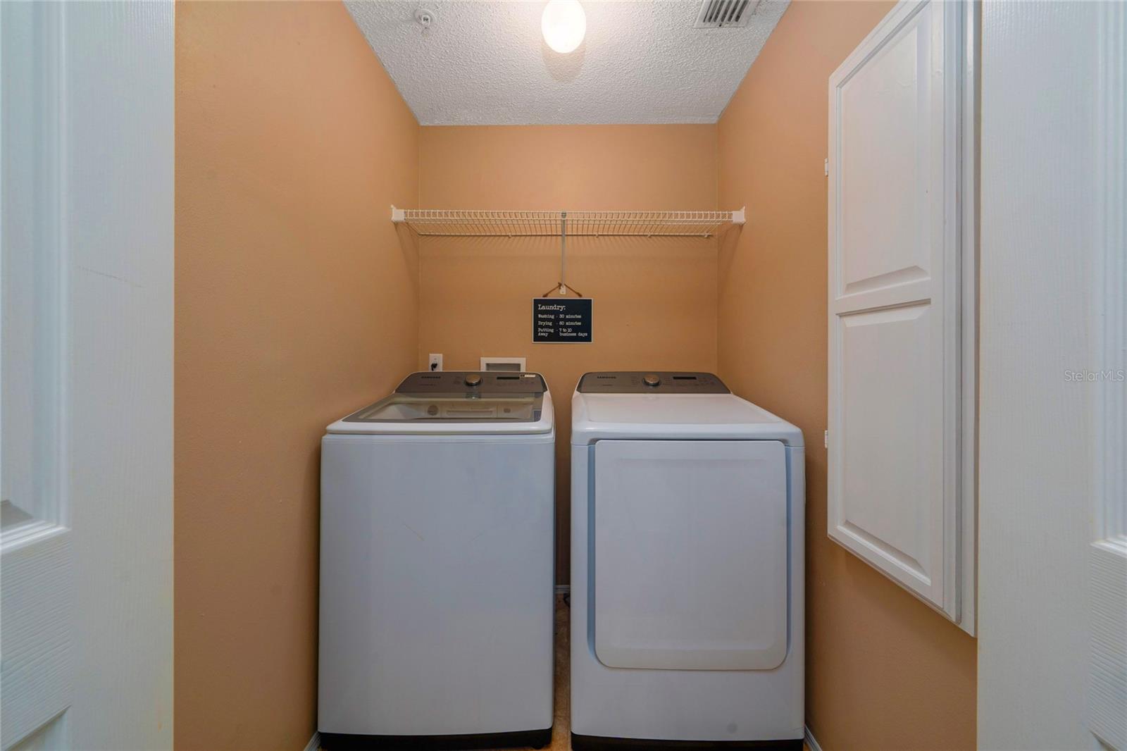 Image 11 of 35 For 703 Swan Lane