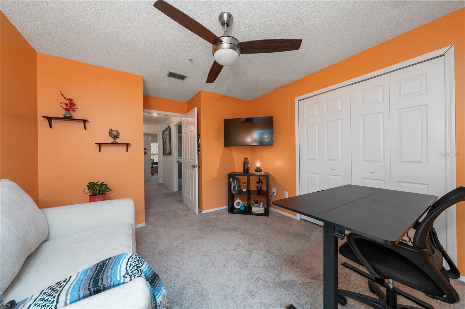 Image 12 of 35 For 703 Swan Lane