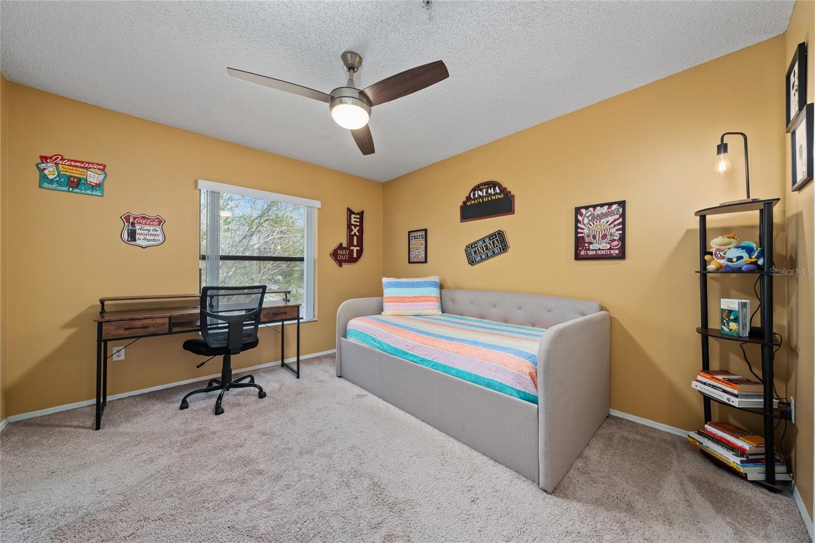 Image 17 of 35 For 703 Swan Lane