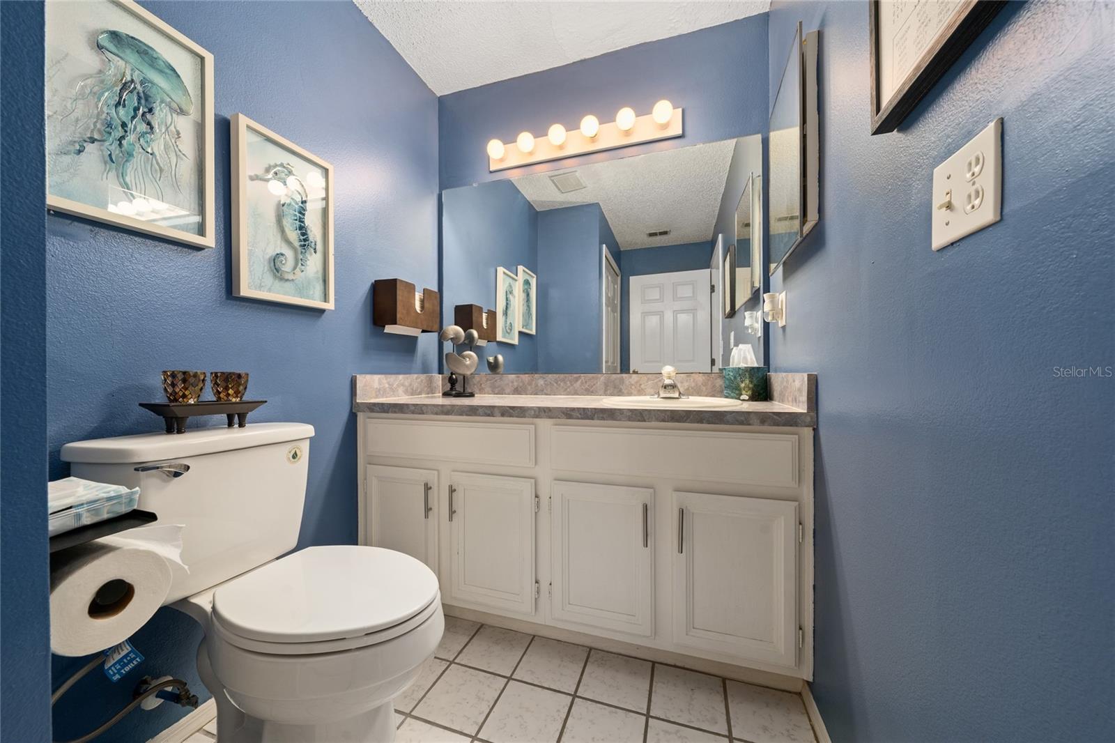 Image 19 of 35 For 703 Swan Lane