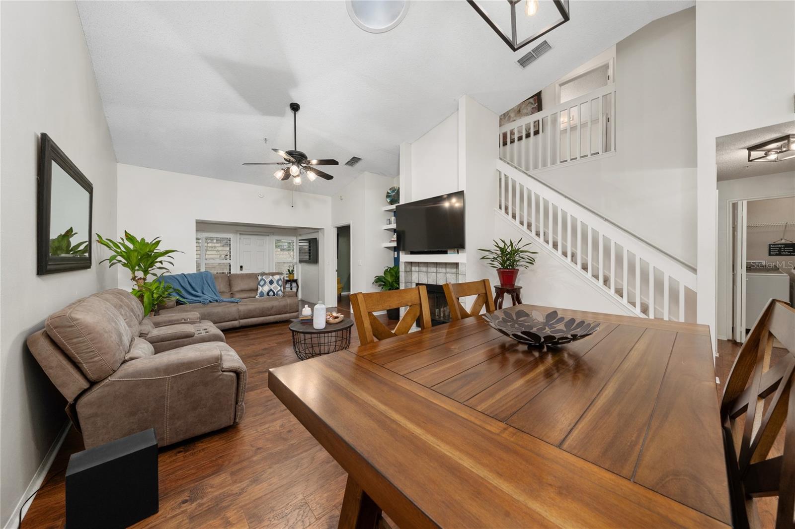 Image 27 of 35 For 703 Swan Lane