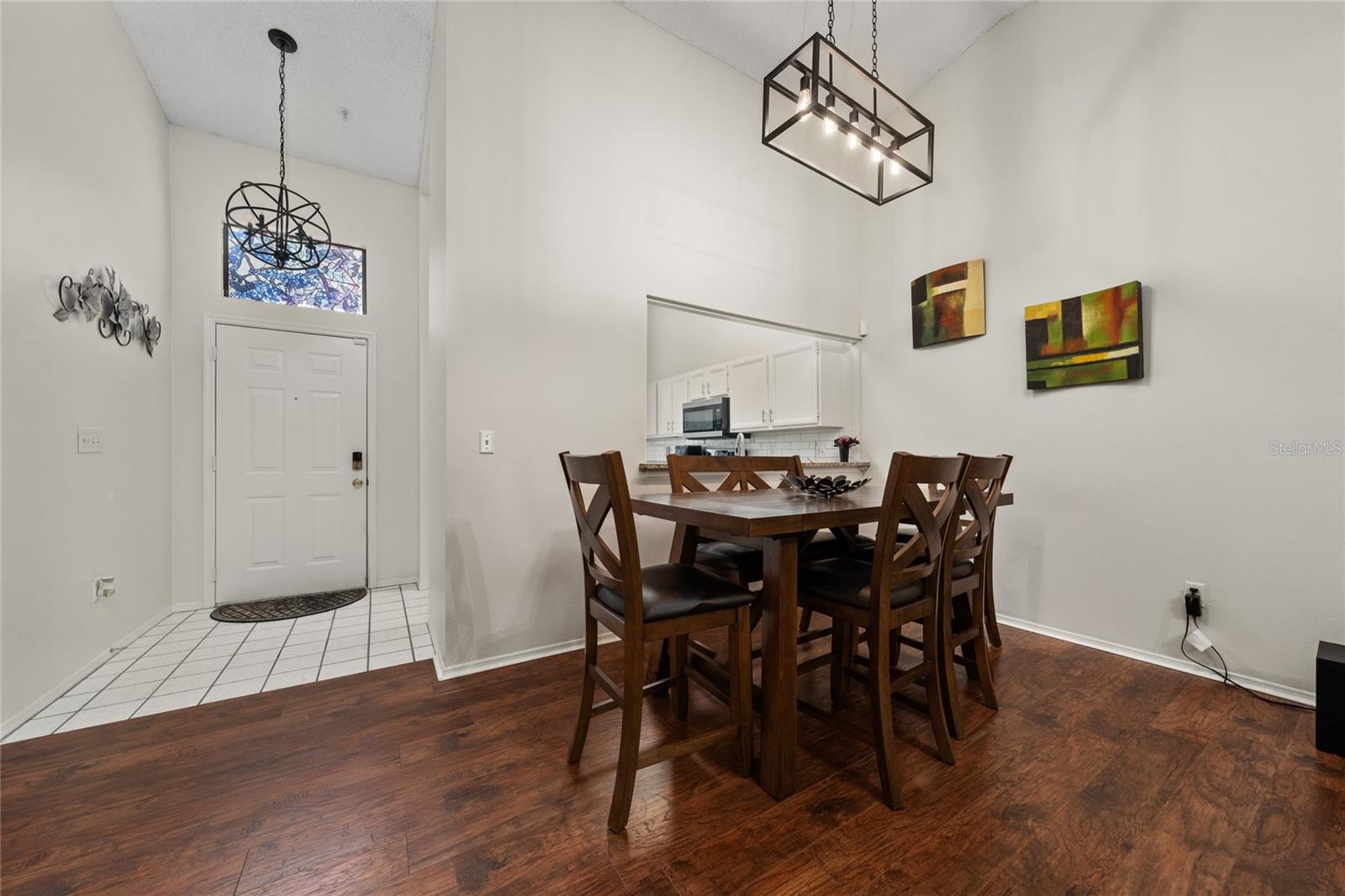 Image 28 of 35 For 703 Swan Lane