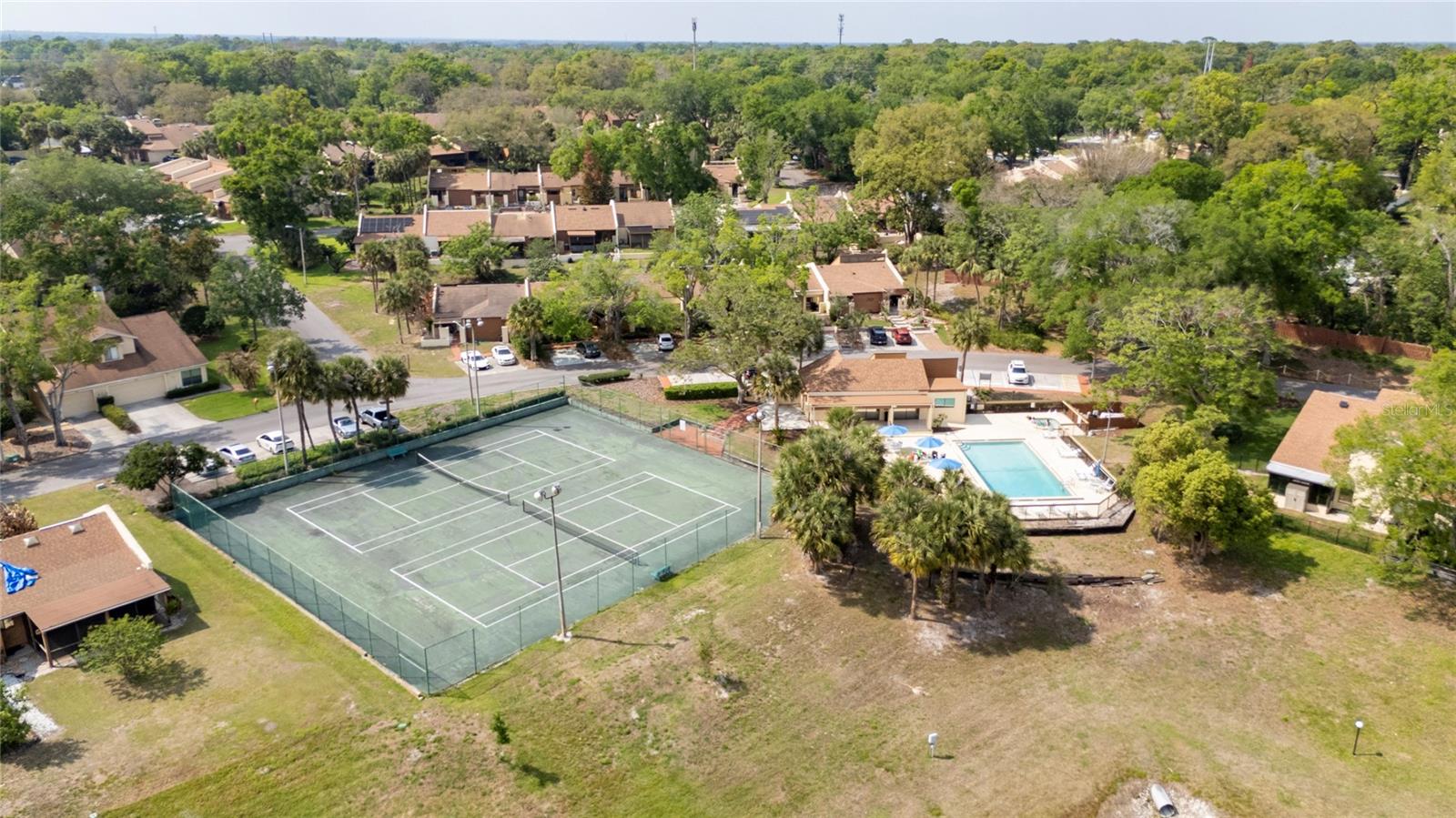 Image 34 of 35 For 703 Swan Lane