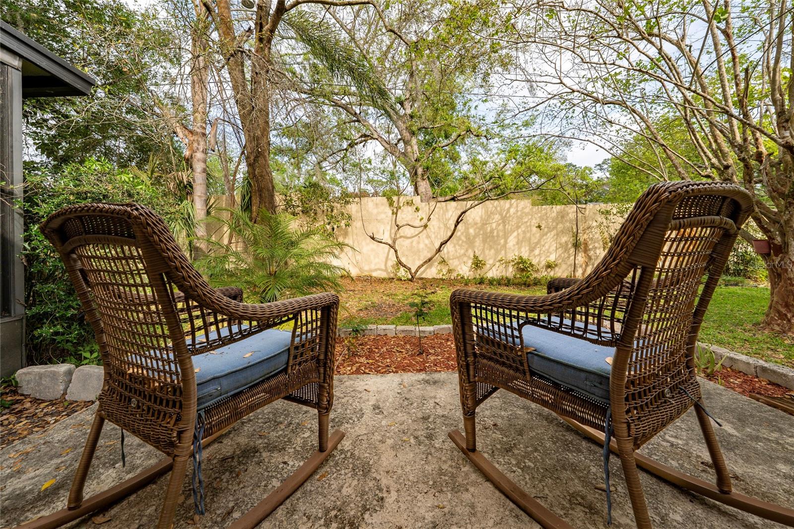 Image 8 of 35 For 703 Swan Lane