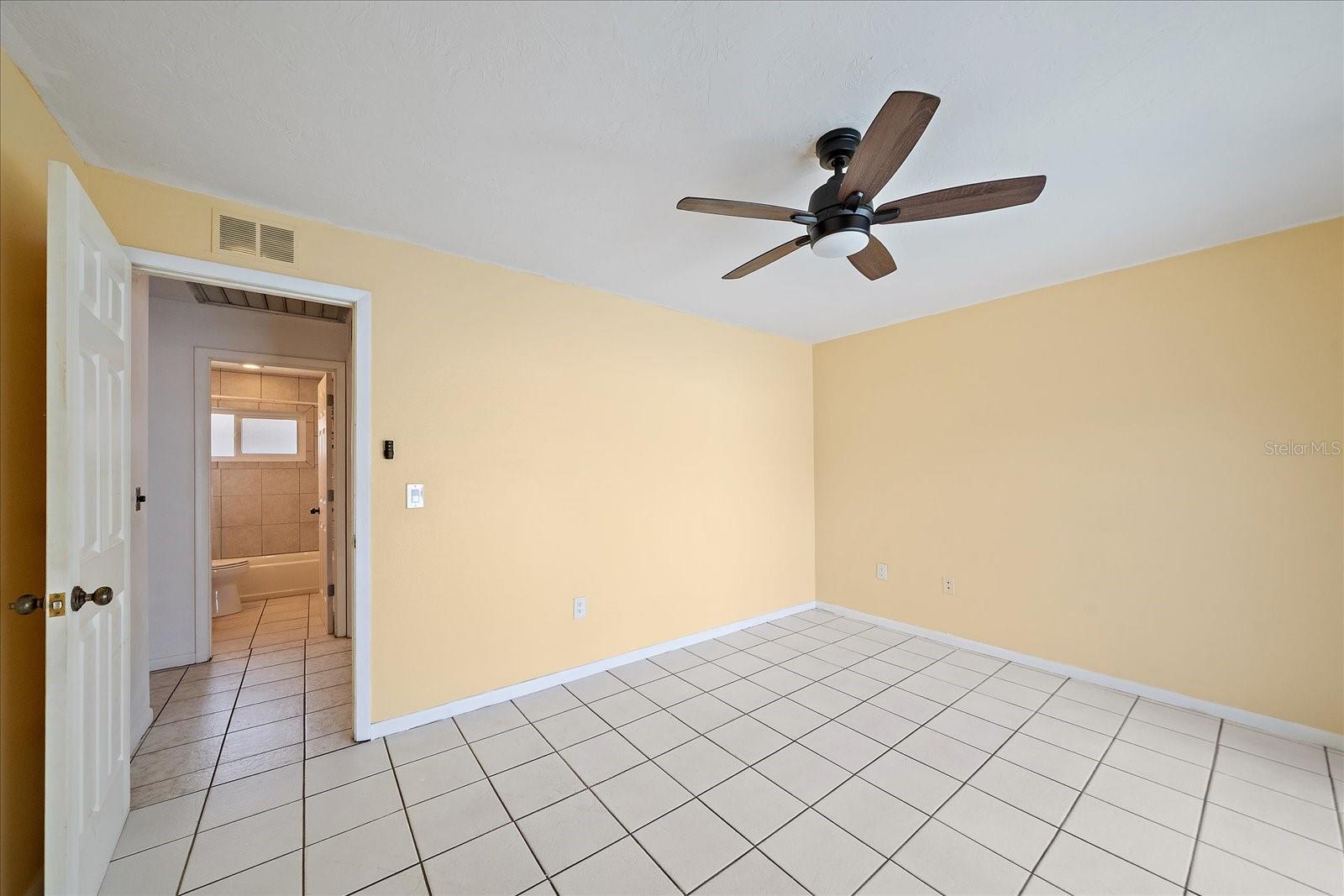 Image 28 of 38 For 6416 Samoa Drive